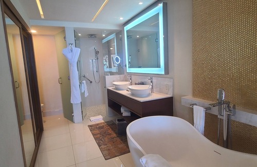 El Zacatal Resort | Luxurious and Beautiful Luxurious 5-Diamond Resort in Villa la Valencia LosCabos