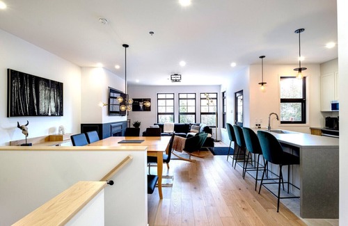 Tremblant-Les-Eaux Condo | Luxurious and beautiful new condo, Tremblant-Les-Eaux- 4 rooms- up to 10 people!