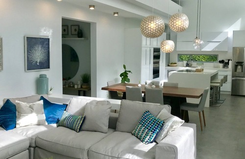 Isla Verde House | Luxurious And Beautiful Isla Verde Beach House with pool (SEE VIDEO)