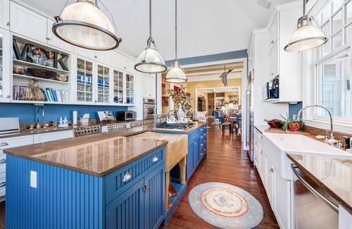 Royal Oak House | Luxurious and Extremely Private Waterfront Estate (SORRY - NO WEDDINGS)