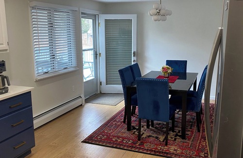 Hamden House | Luxurious and Spacious Family Home In Quiet and Pristine Area of Hamden