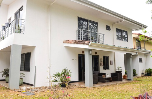 Santa Ana Condo | Luxurious and spacious house -- 5 min from Lindora and Santa Ana!