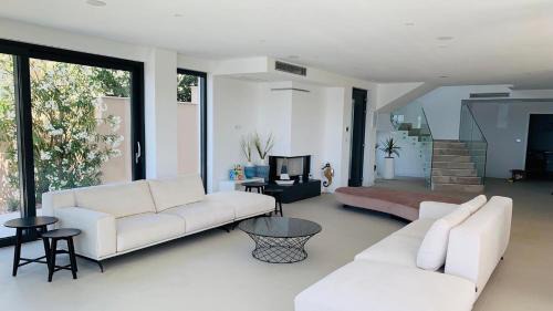 Brela Villa | Luxurious and spacious pet friendly villa in Brela