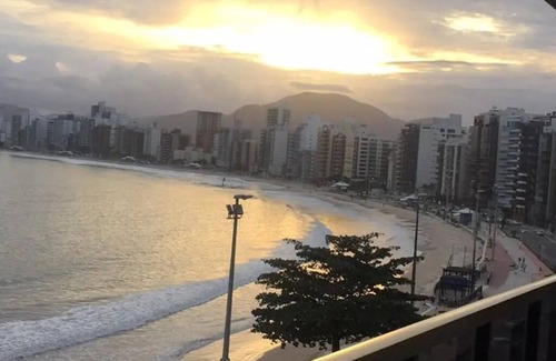 Southeast Region Apartment | Luxurious Apartament 5 Suites 4 Car Garage in Front of the Beach in Guarapari-ES