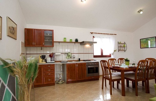 Sajini Apartment | Luxurious Apartment in Šajini Croatia