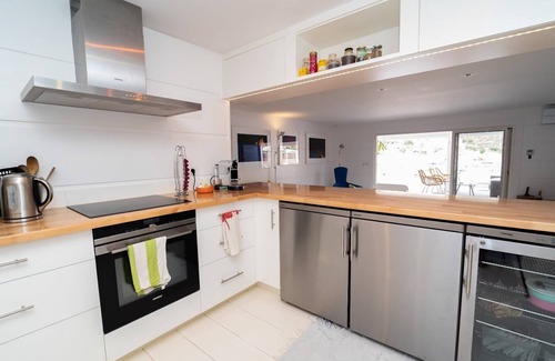 Lurin Apartment | Luxurious Apartment close to Shell Beach