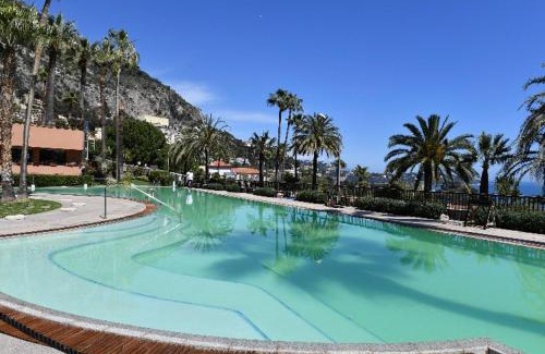 La Rousse Apartment | Luxurious apartment in Monaco
