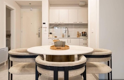 Mea She'arim Condo | Luxurious Apt with Private Heated Pool City Center