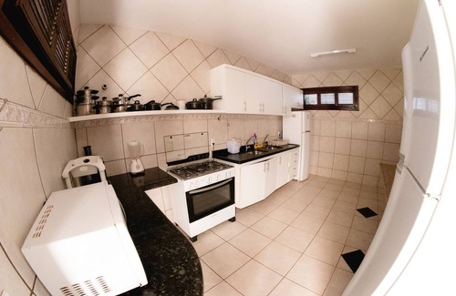 Porto das Dunas House | Luxurious beach house with pool and hot tub!