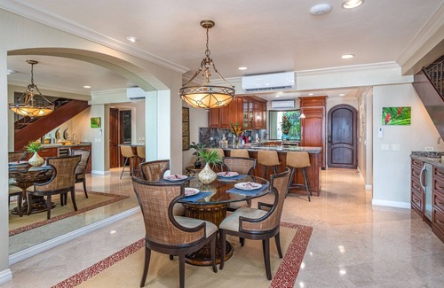 Playa Flamingo Villa | Luxurious Beachfront Villa