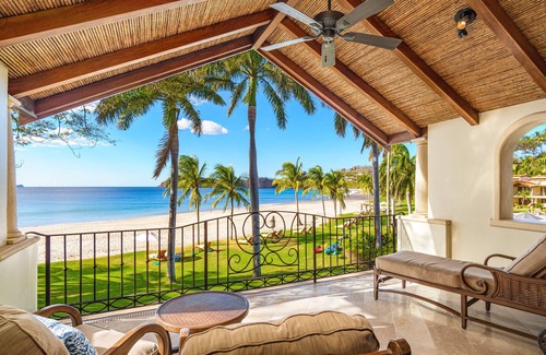 Playa Flamingo Villa | Luxurious Beachfront Villa