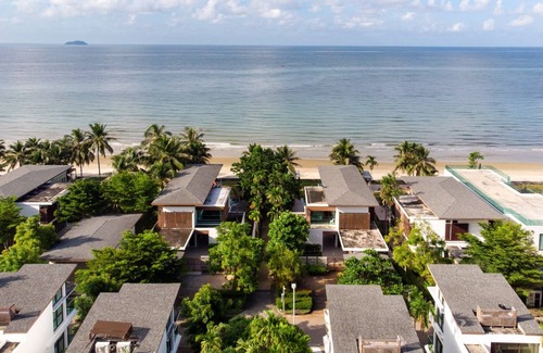 Chakphong Villa | Luxurious Beachfront Pool Villa Experience, Rayong