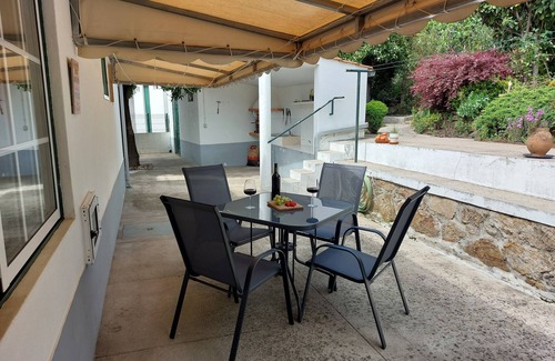 Pedrogao Pequeno Cottage | Luxurious Casa Rio Zêzere River Beaches & Mountains Pets & Kids Welcome
