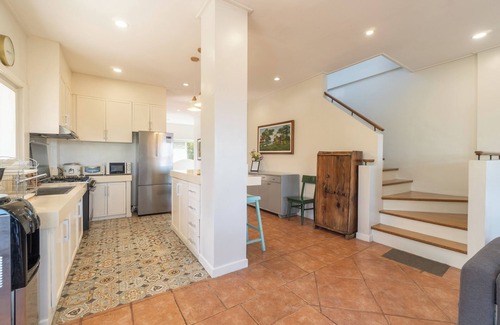 Calaca Condo | Luxurious Cedar Home @ Canyon Woods w/Pool & View