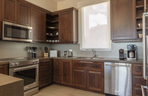 Herradura Condo | Luxurious Condo: Los Sueños Miramar 3 bedroom
