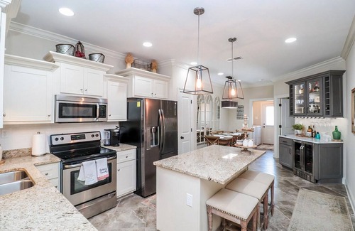 Oxford Condo | Luxurious condo minutes from Ole Miss & the Square