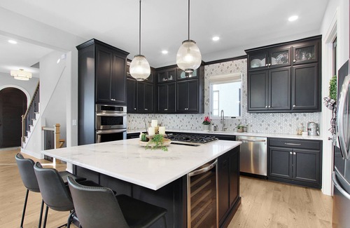 Otterbien Home House | Luxurious Custom-Built Home in Charming Lebanon, Ohio