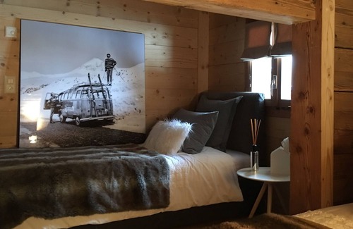 Gstaad Apartment | Luxurious designer apartment in a typical old chalet in the Bernese Oberland
