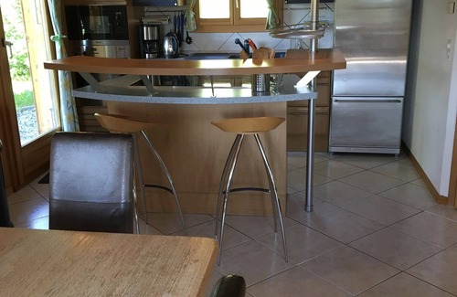 Vex Ski Chalet | Luxurious, detached chalet with Hot Tub + Sauna - in the 4 Valleys ski area