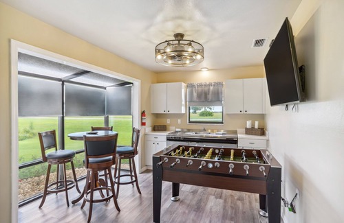 Indian Lake Estates House | Luxurious Florida Home w/Pool & Canal Access