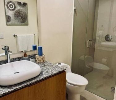 Puente del Mar Apartment | Luxurious First-Floor Apartment in Isla Residences