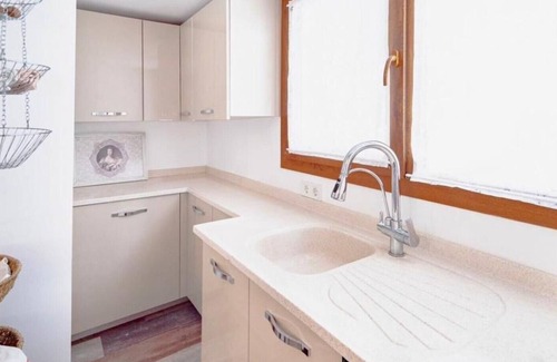 Yalikavak Apartment | Luxurious Flat with Private Beach and Hotel Facilities