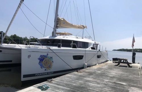 Lubbers Quarters Cay Boat Rental | Luxurious Foutaine Pajot Saba 50 Catamaran. Six cabin, six bathroom layout.