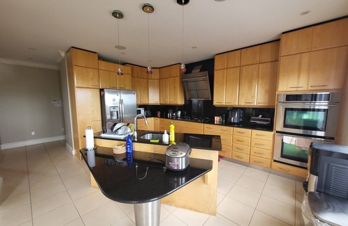 Bedford House | Luxurious Getaway Home with Scenic Views of the Halifax Harbor!