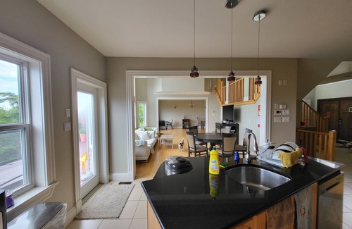 Bedford House | Luxurious Getaway Home with Scenic Views of the Halifax Harbor!