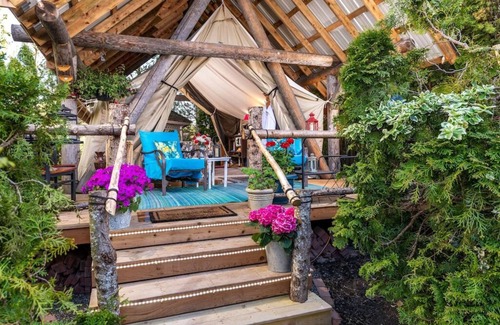 Everson Cabin | Luxurious Glamping Tent with heated indoor pool
