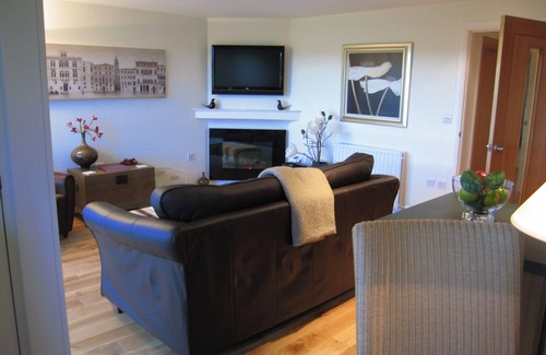 Kirkby Lonsdale Cottage | Luxurious ground floor apartment in idyllic setting between Lakes and Dales.