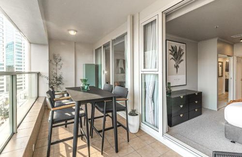 Auckland Central Business District Apartment | Luxurious Harbour View Apartment in Downtown