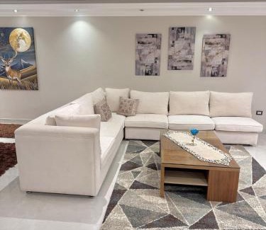 Heliopolis Apartment | luxurious hidden gemstone 3BR APT in Helioplis شقة فندقية فاخرة