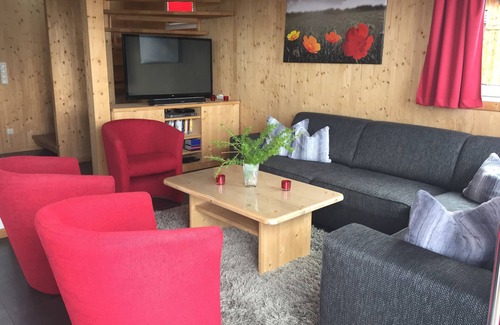 Bad Sankt Leonhard im Lavanttal House | Luxurious holiday home with sauna, right on the ski slope