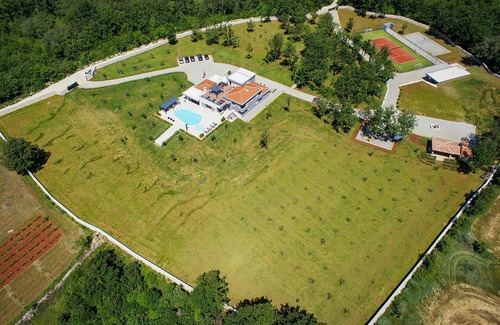 Jursici House | Luxurious home in Svetvincenat