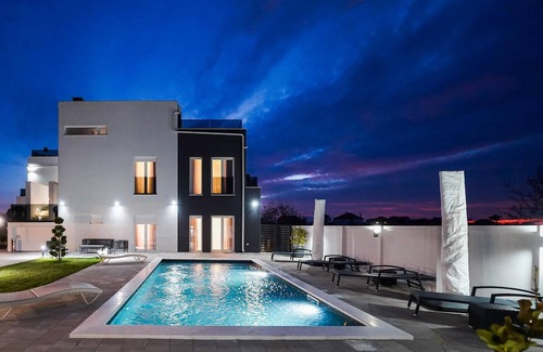 Zemunik Donji House | Luxurious home in Zemunik Donji