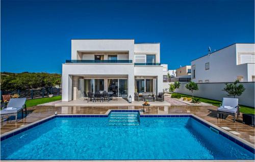 Kolanjski Gajac House | Luxurious Home In Novalja