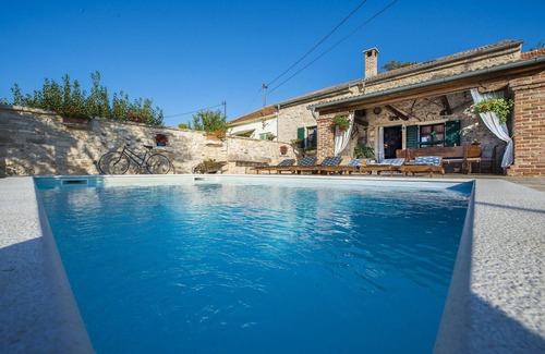 Zemunik Donji House | Luxurious home in Zemunik