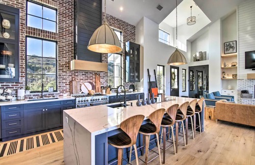 Temecula Other | Luxurious home with breathtaking views on Avocado Grove