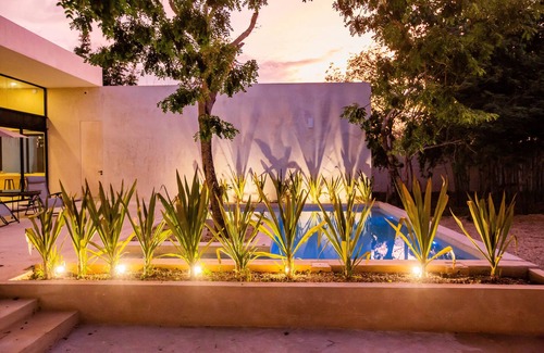 Conkal Villa | Luxurious House North Merida all svcs near Malls Altabrisa La Isla City Center