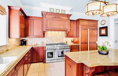 Jupiter House | Luxurious Jupiter, Southern Florida Beachside Retreat, Steps From the Ocean