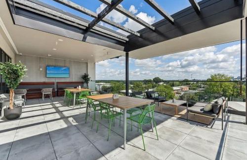 Charlotte Apartment | Luxurious King 2BR Suite in South End Charlotte!