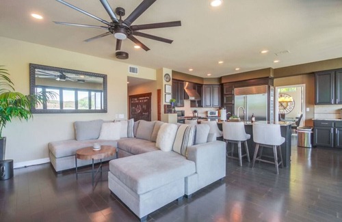 Rancho Bernardo House | Luxurious Lakeview Retreat at Lake Hodges, RB