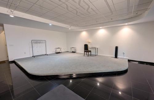 Montville House | Luxurious large private space with Sauna, Gym and Office
