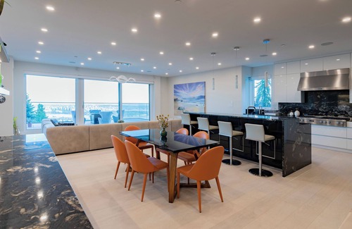 West Vancouver House | Luxurious Mansion West Van Home with Stunning View