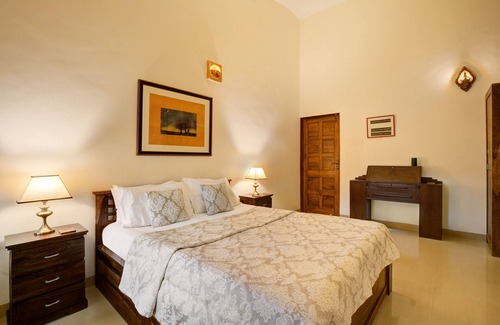 Nerul Villa | Luxurious Modern 2 Bedroom & 2 Bath Pool Villa- in Nerul near Candolim/Calangute