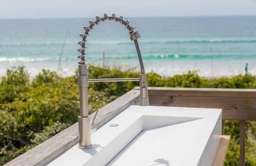 Surf City House | Luxurious Modern Beachfront Gem!