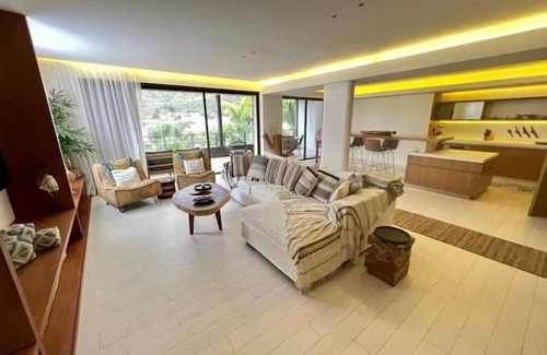 Lurin Apartment | Luxurious modern space boasting stunning views