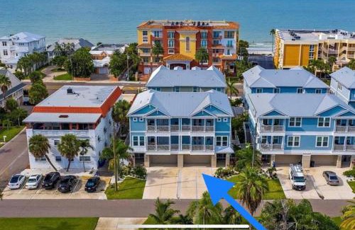 Redington Beach House | Luxurious Modern Townhouse right across beach! Table Tennis