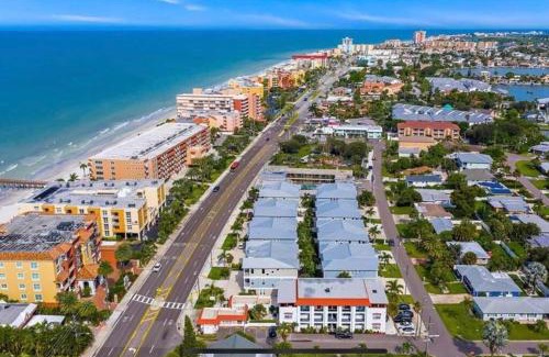 Redington Beach House | Luxurious Modern Townhouse right across beach! Table Tennis